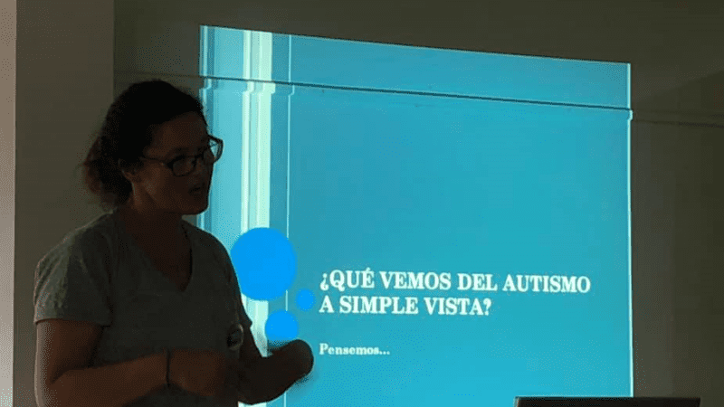 Imagen charla autismo